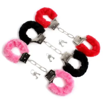 Esposas de metal con peluche